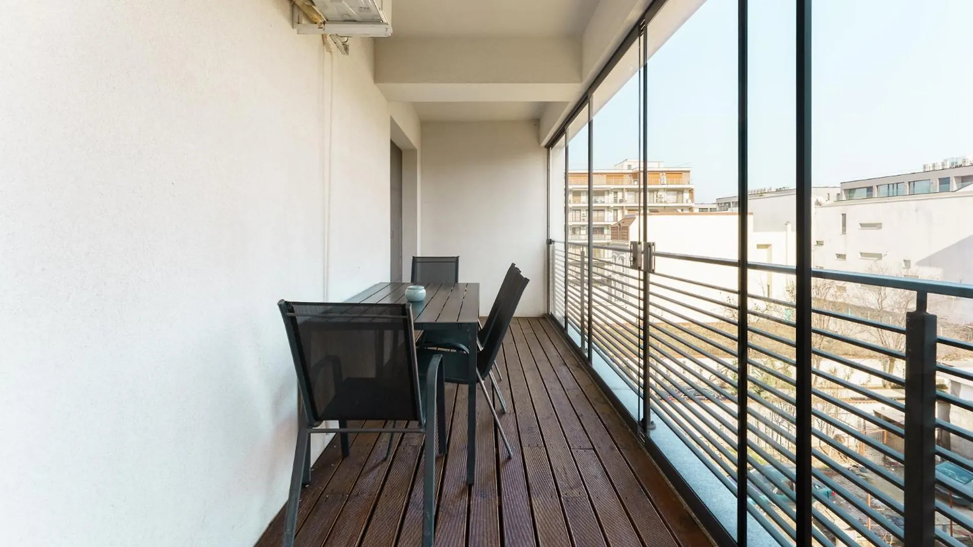 Dioptase - Stylish Retreat By Selestate With Balcony Apartment Bucharest